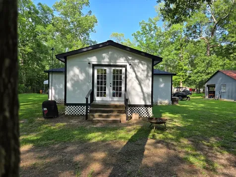 1123 County Road 2254 Cleveland TX 77327