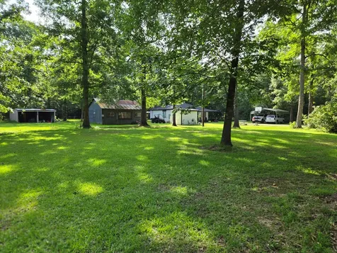 1123 County Road 2254 Cleveland TX 77327