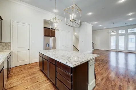 1110 Thompson Street Houston TX 77007