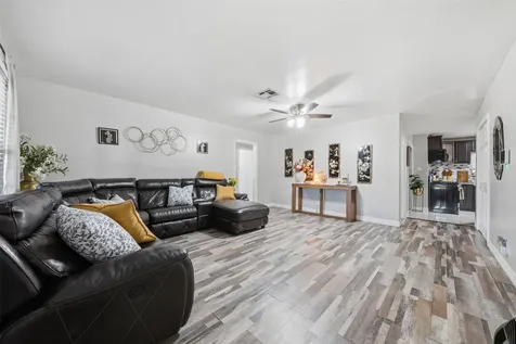 10026 Ney Street Houston TX 77034