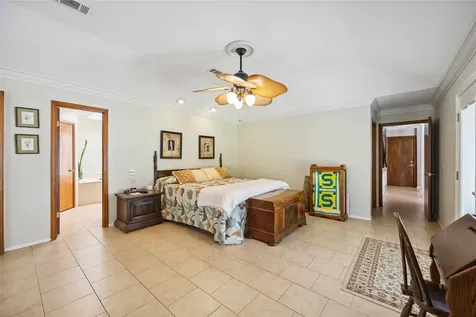 20420 Plaza Circle Crosby TX 77532