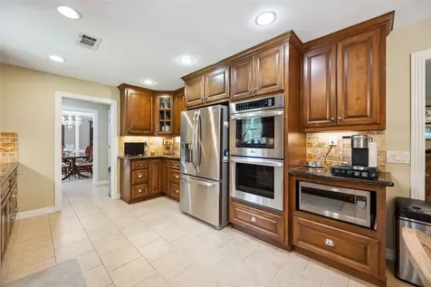 20420 Plaza Circle Crosby TX 77532