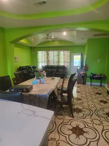 156 Road 5111 Cleveland TX 77327