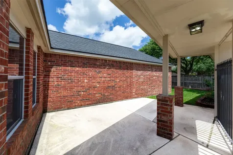 1526 Martin Lake Drive Richmond TX 77406