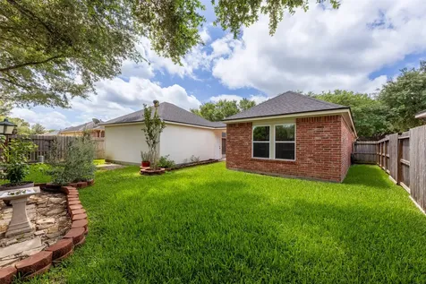 1526 Martin Lake Drive Richmond TX 77406