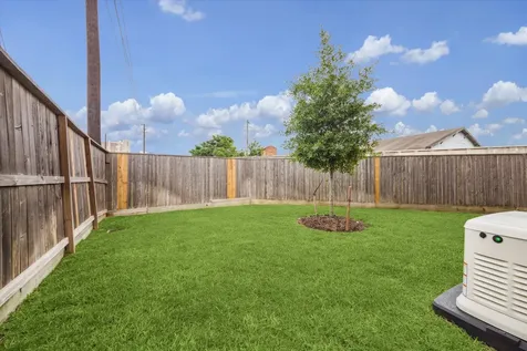 2803 Hicks Street Houston TX 77007