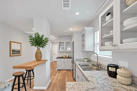 7978 Safebuy Street Houston TX 77028