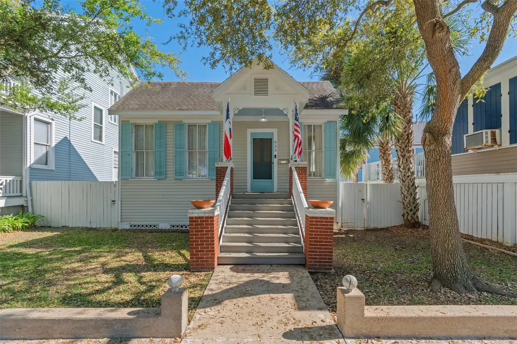 923 Church Street Galveston TX 77550