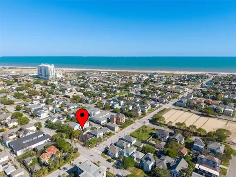 923 Church Street Galveston TX 77550