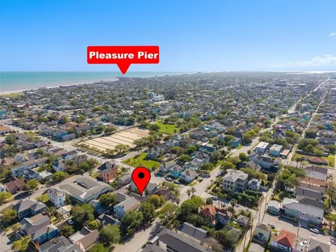 923 Church Street Galveston TX 77550