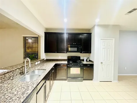 1411 S Maple Drive Katy TX 77493