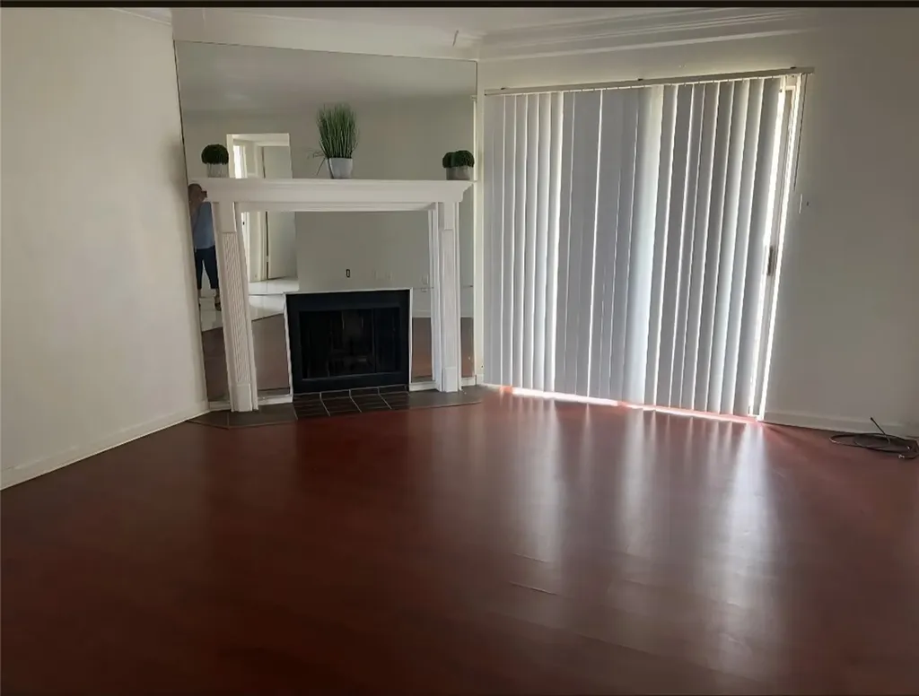 8323 Wilcrest Drive 8004 Houston TX 77072