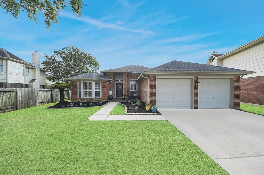 4222 W Meadows Drive Sugar Land TX 77479