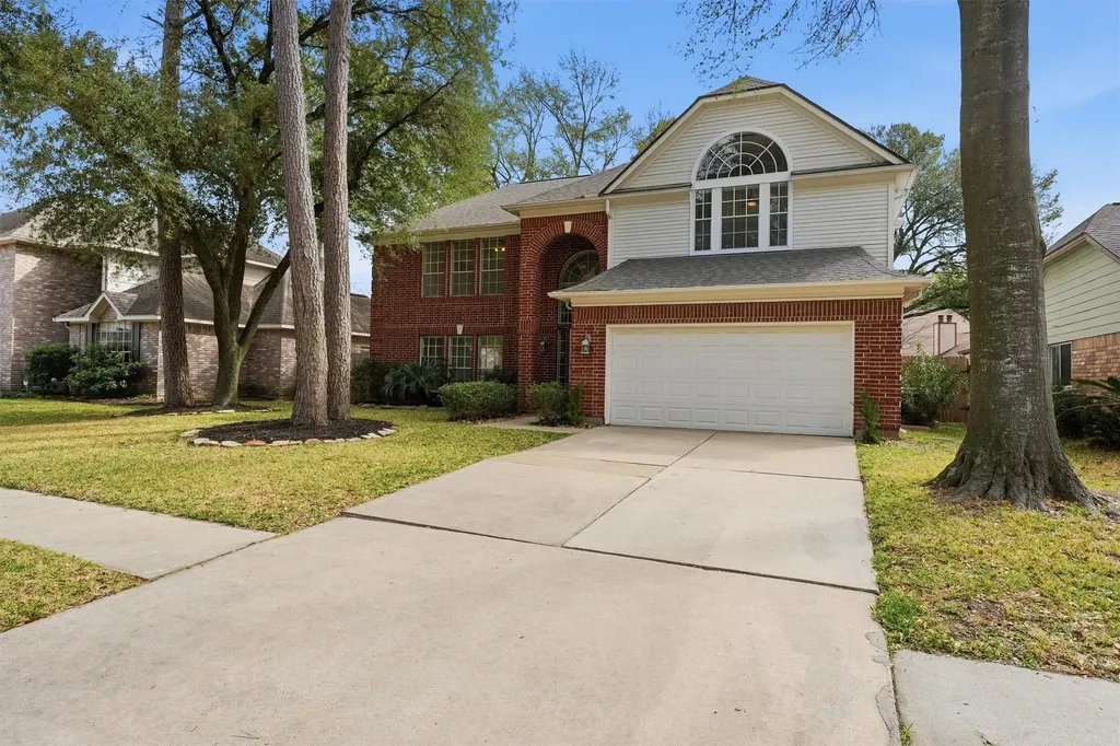 15606 Lago Villa Drive Tomball TX 77377