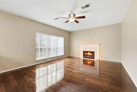 15606 Lago Villa Drive Tomball TX 77377