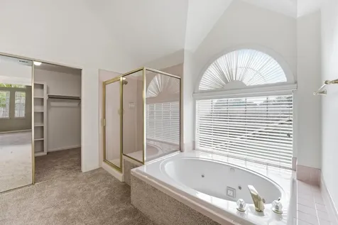 15606 Lago Villa Drive Tomball TX 77377