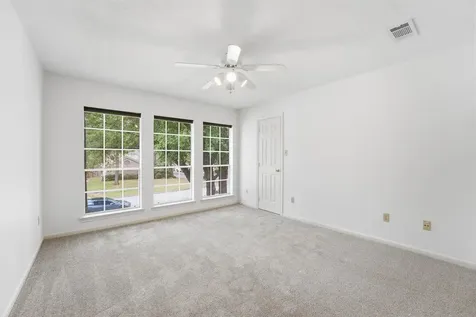15606 Lago Villa Drive Tomball TX 77377