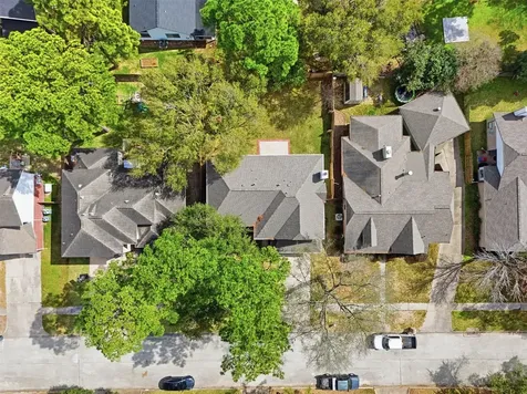 15606 Lago Villa Drive Tomball TX 77377