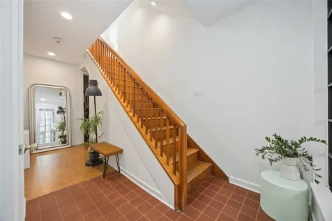 1425 Nantucket Drive B Houston TX 77057