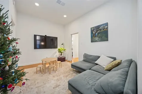 1425 Nantucket Drive B Houston TX 77057
