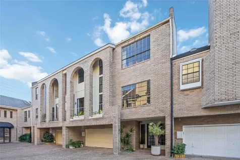 1425 Nantucket Drive B Houston TX 77057