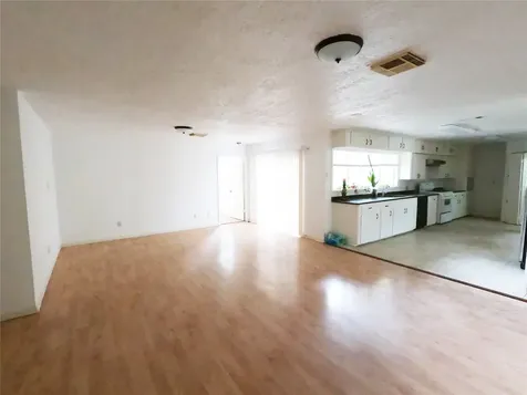 5231 Beechnut Street Houston TX 77096