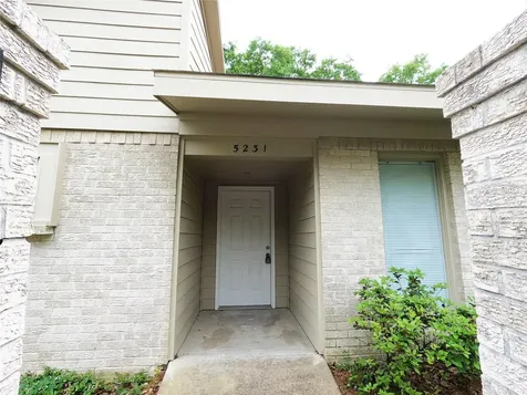 5231 Beechnut Street Houston TX 77096