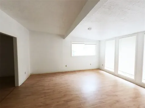 5231 Beechnut Street Houston TX 77096