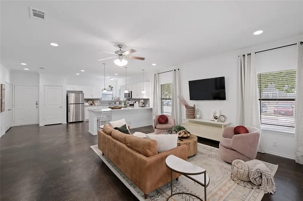 6639-101 Pinon Canyon San Antonio TX 78249