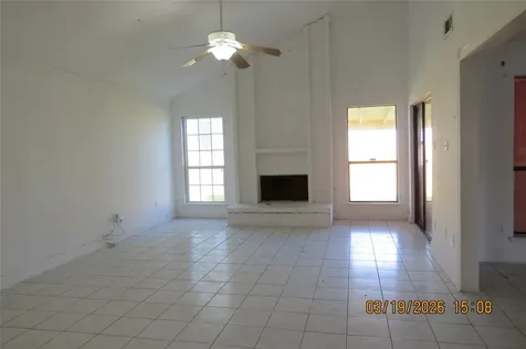 6527 Gladewell Drive Houston TX 77072