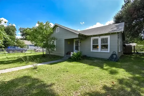 302 Damon Street Richmond TX 77406-3708