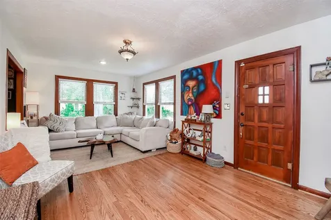 302 Damon Street Richmond TX 77406-3708