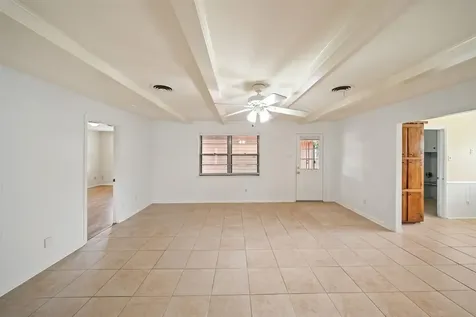 5002 Leafy Hollow Court Houston TX 77018