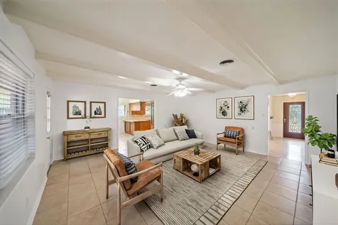 5002 Leafy Hollow Court Houston TX 77018