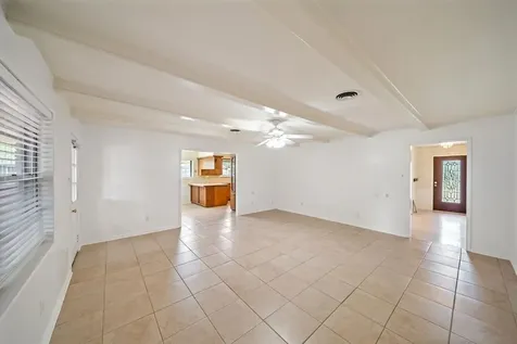 5002 Leafy Hollow Court Houston TX 77018