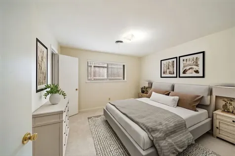 5002 Leafy Hollow Court Houston TX 77018