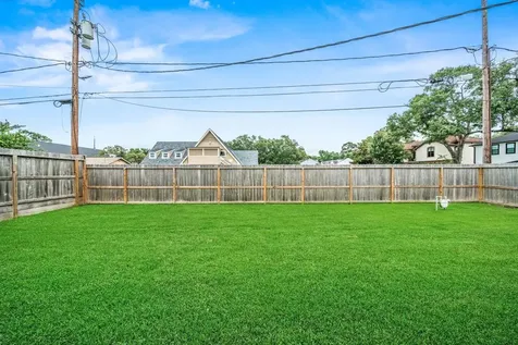 5002 Leafy Hollow Court Houston TX 77018