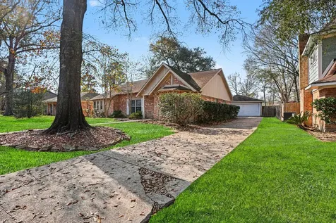 2067 SE Shadow Rock Drive Houston TX 77339