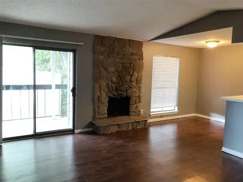 17331 Red Oak Drive 32 Houston TX 77090