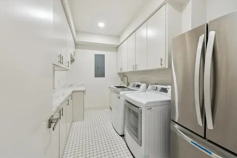 6348 Vanderbilt Street West University Place TX 77005