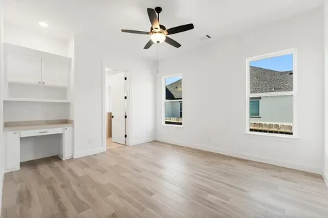 23315 Vista De Tres Lagos Drive Spring TX 77389