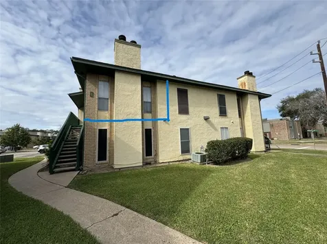 1516 Bay Area Boulevard Q-8 Houston TX 77058