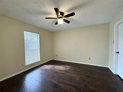 1516 Bay Area Boulevard Q-8 Houston TX 77058