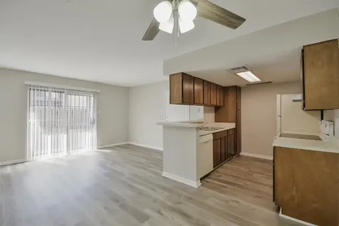 12905 Woodforest Boulevard 607 Houston TX 77015