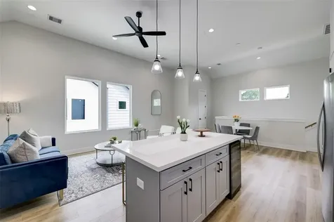 846 Elkhart Street E Houston TX 77091