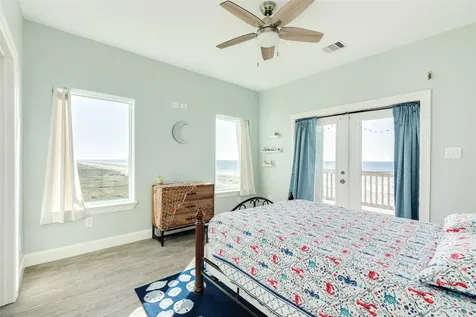 22224 Kennedy Drive Galveston TX 77554