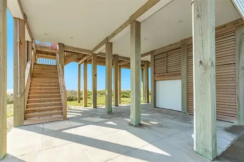 22224 Kennedy Drive Galveston TX 77554