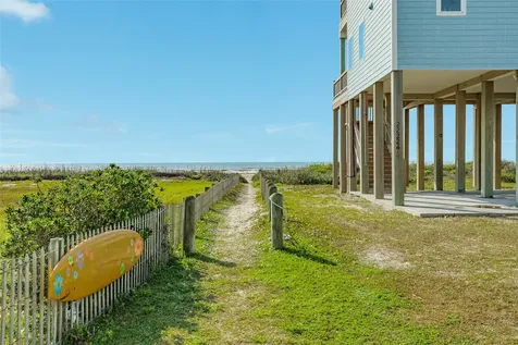 22224 Kennedy Drive Galveston TX 77554