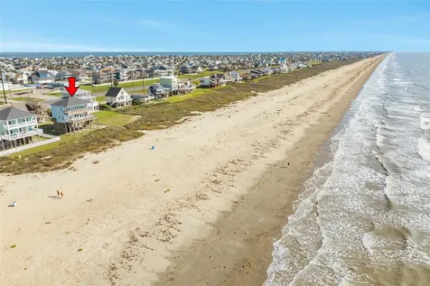 22224 Kennedy Drive Galveston TX 77554
