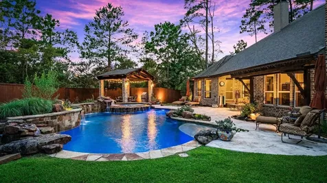 95 S Shimmering Aspen Circle Spring TX 77389